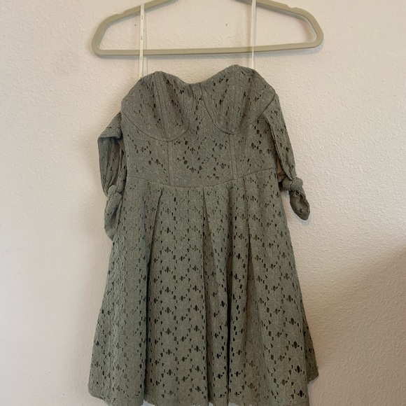 Mini dress - Picture 2 of 5